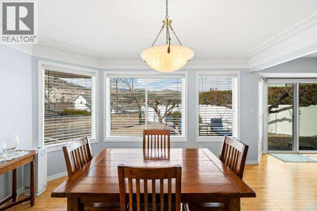 6756 Mountainview Drive, Oliver