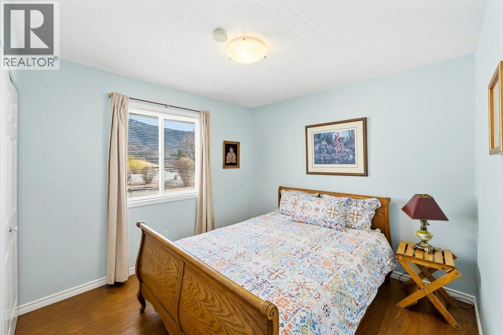 6756 Mountainview Drive, Oliver