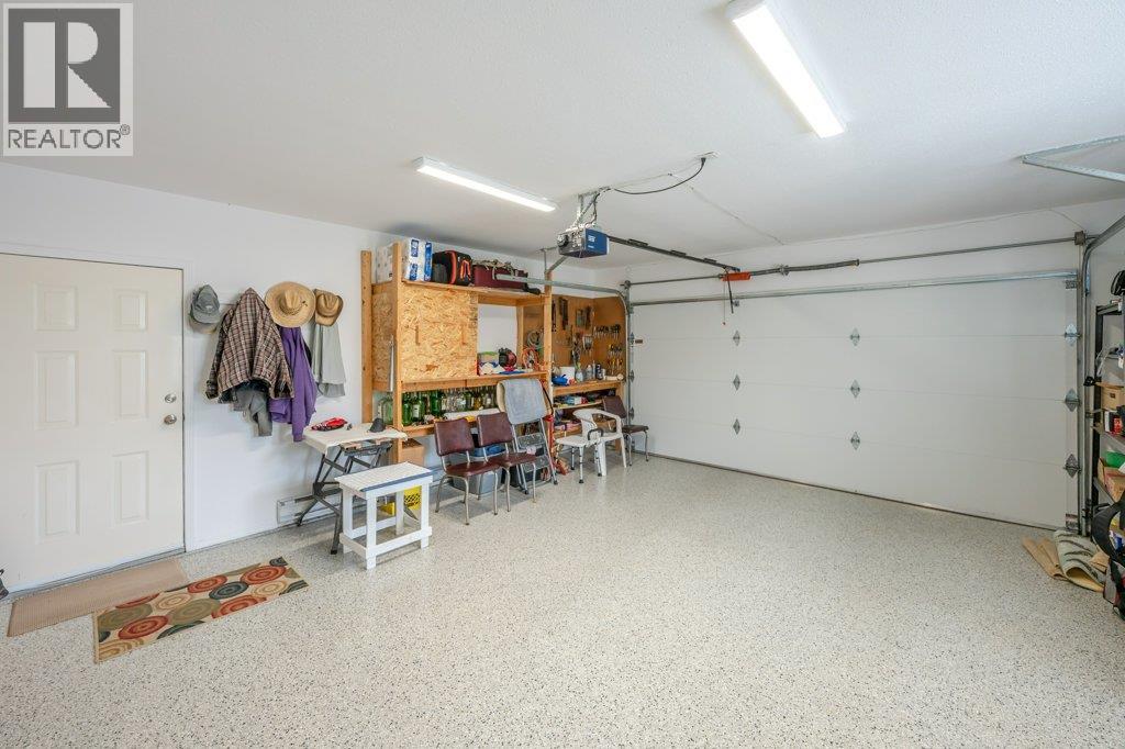 6756 Mountainview Drive, Oliver