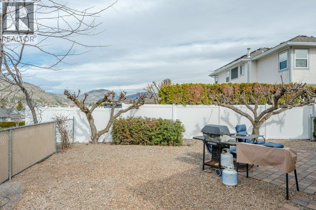 6756 Mountainview Drive, Oliver