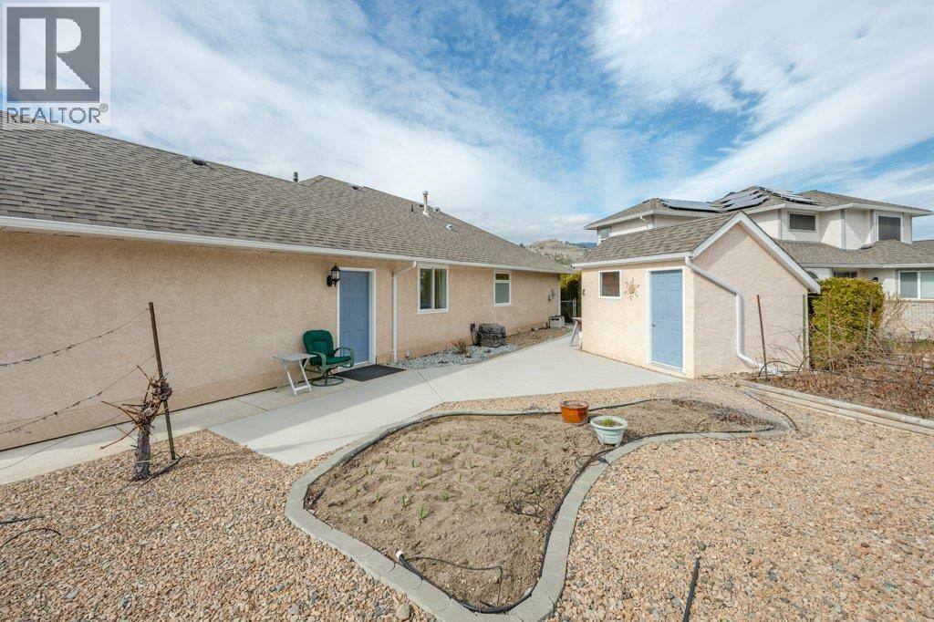 6756 Mountainview Drive, Oliver