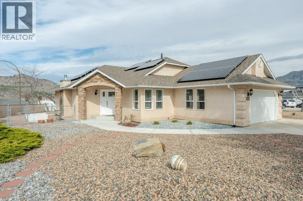 6756 Mountainview Drive, Oliver