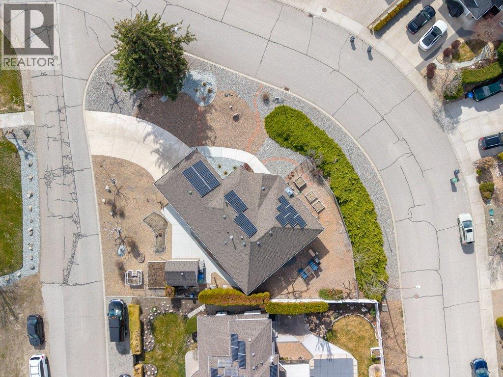 6756 Mountainview Drive, Oliver