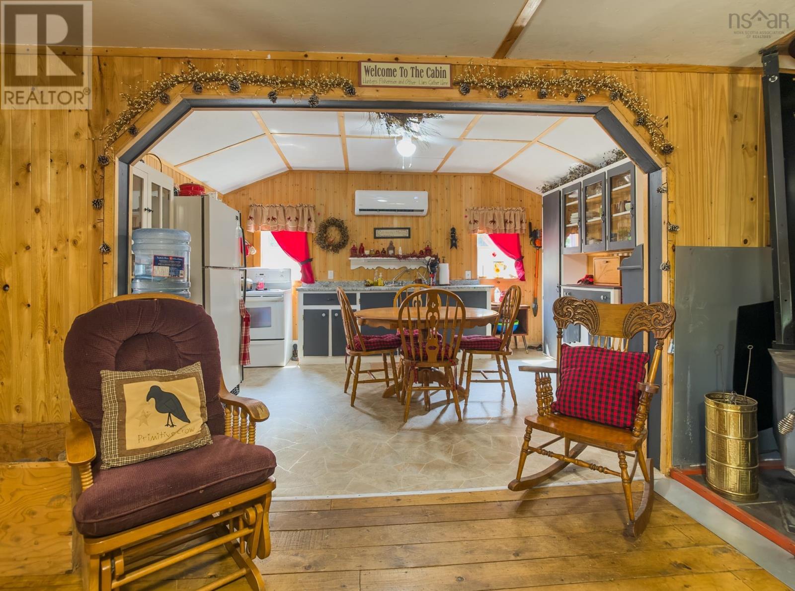 Property 16 of 29 of 545 Depot Road