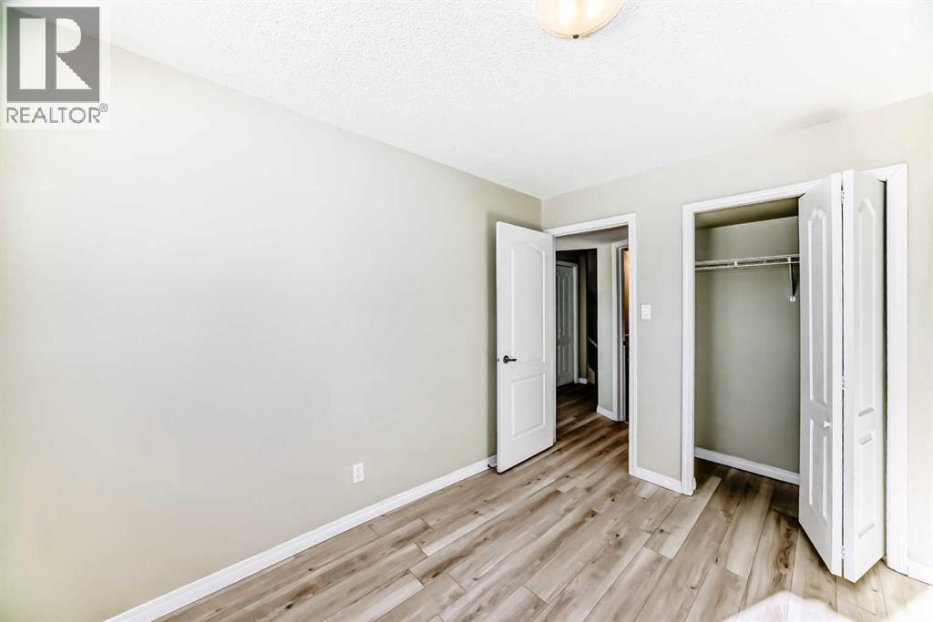 
          33 Meadowlark Boulevard North
            <br/>
            <span>Lethbridge</span>
            , 
            <span>AB</span>
             <span>T1H4R4</span>
         - Photo 10