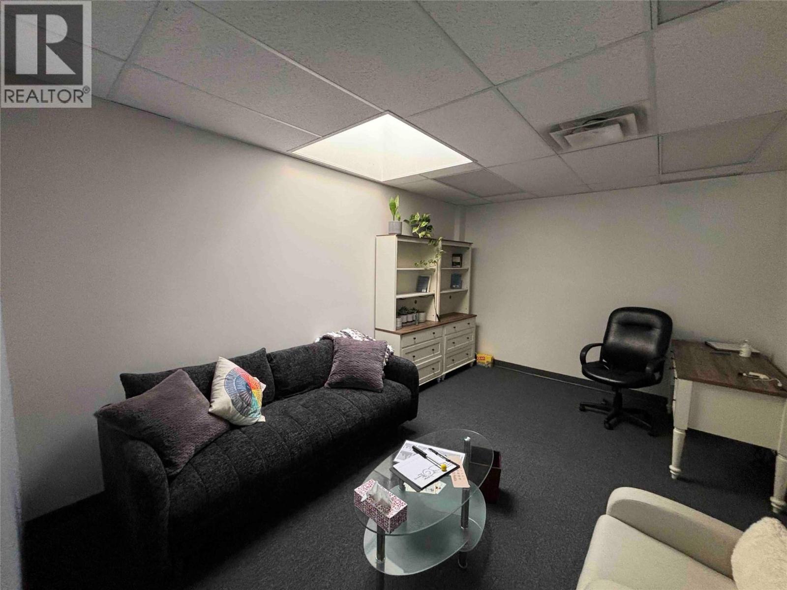 210 1715 Dickson Avenue, Kelowna