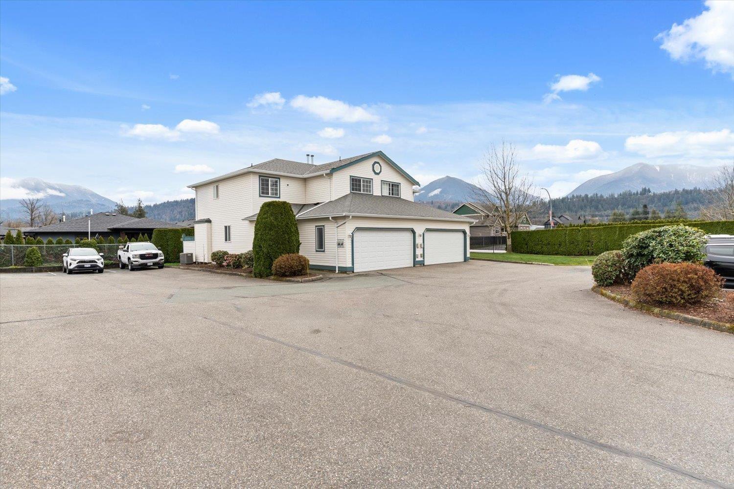 23 6434 VEDDER Road - photo 2