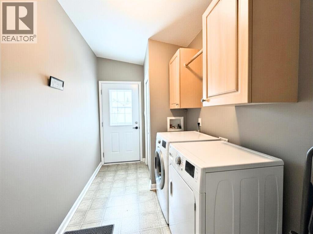 6419 52 Street, Ponoka