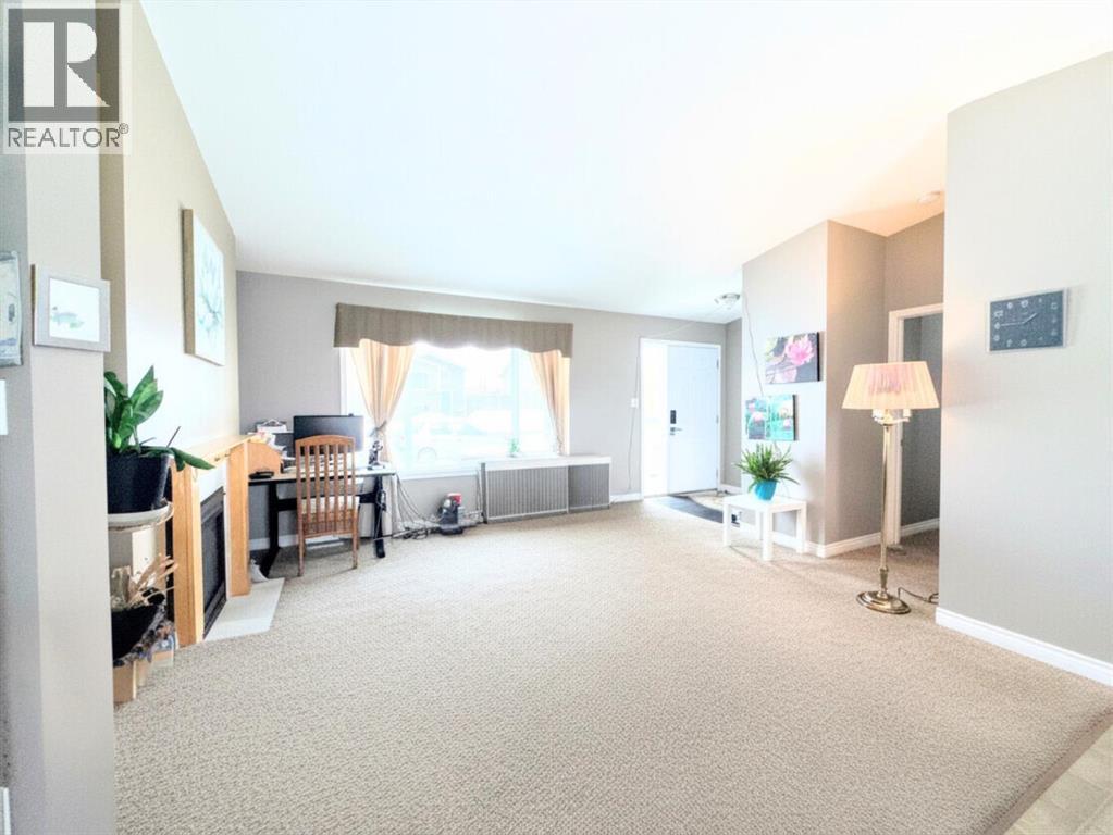 6419 52 Street, Ponoka