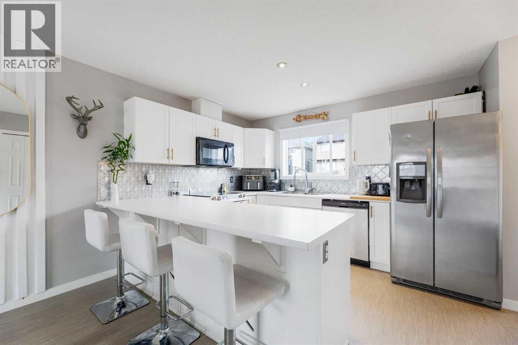 71 Sunset Road, Cochrane