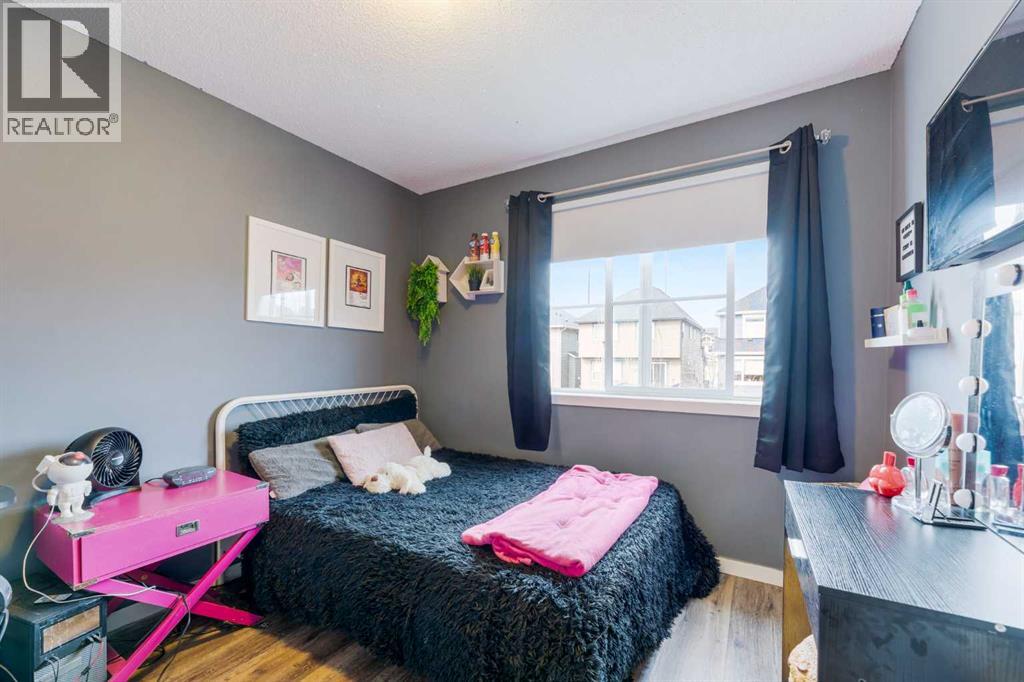 71 Sunset Road, Cochrane