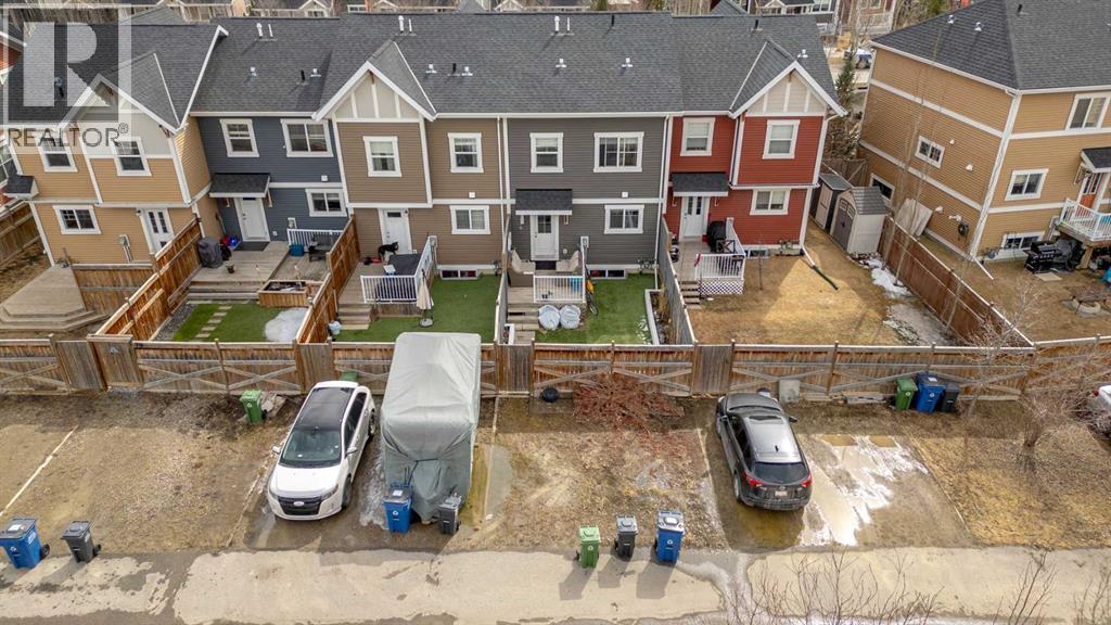 71 Sunset Road, Cochrane