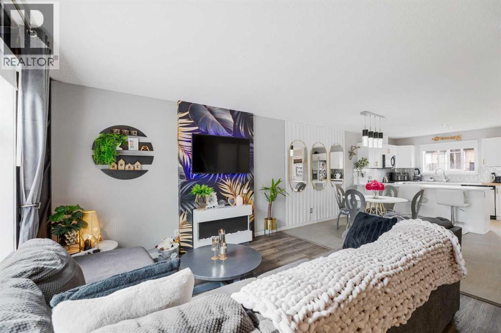 71 Sunset Road, Cochrane