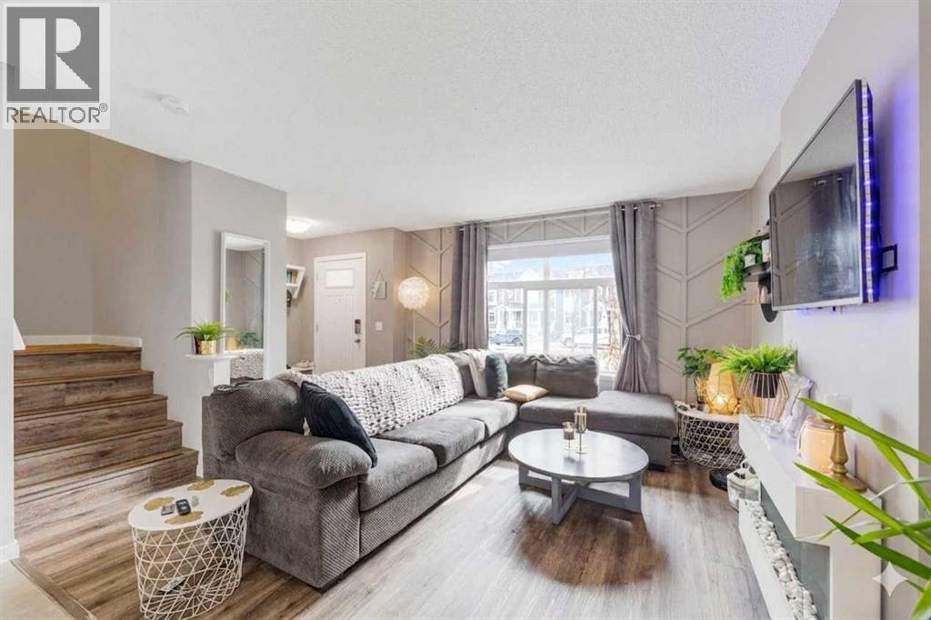 71 Sunset Road, Cochrane