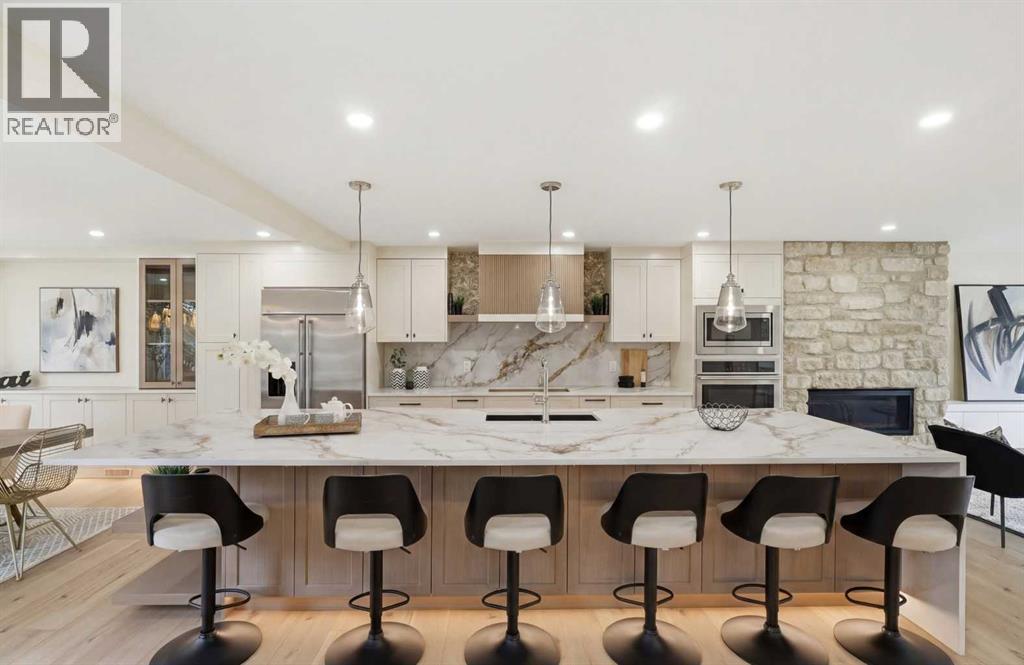 Single Family House Bi-level for Sale in  Varsity Estates Place NW Varsity Calgary 