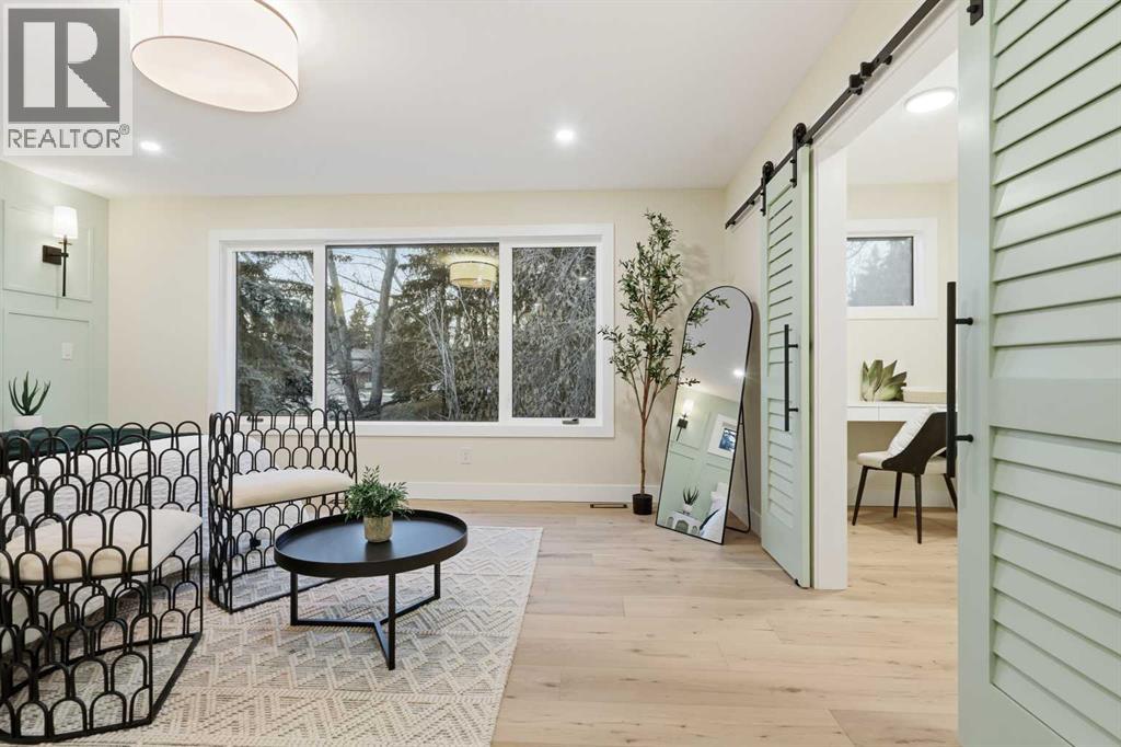 Single Family House Bi-level for Sale in  Varsity Estates Place NW Varsity Calgary 