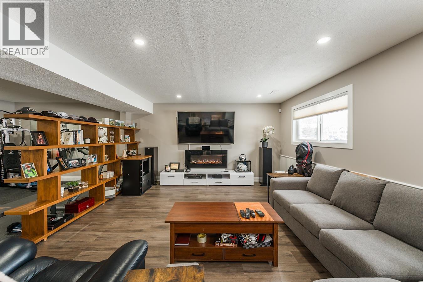 392 GREEN PLACE, Prince George