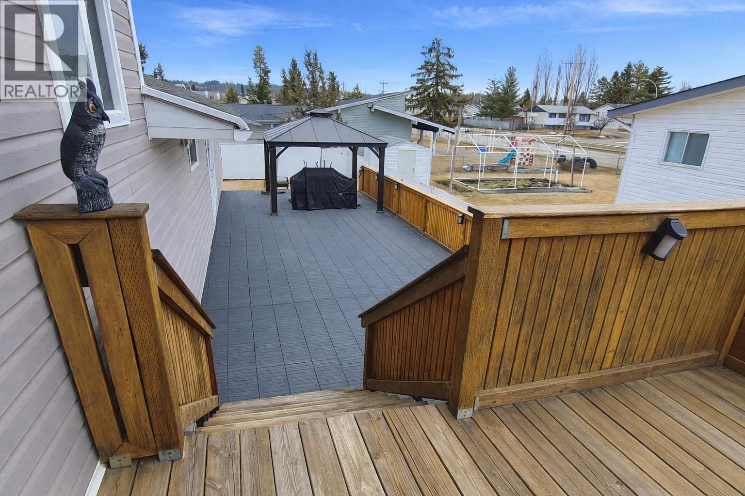 392 GREEN PLACE, Prince George