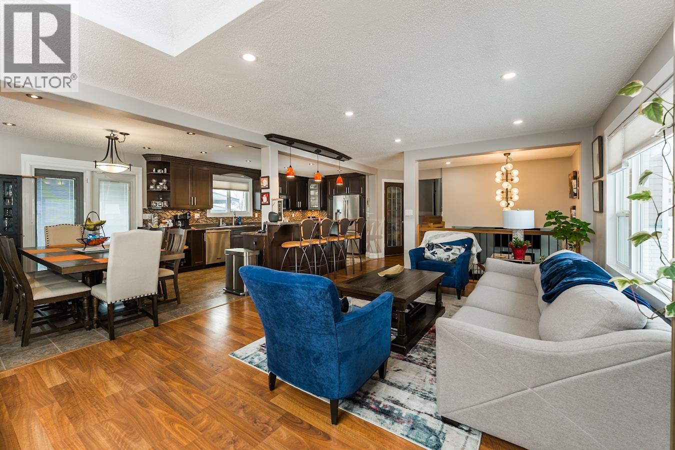 392 GREEN PLACE, Prince George