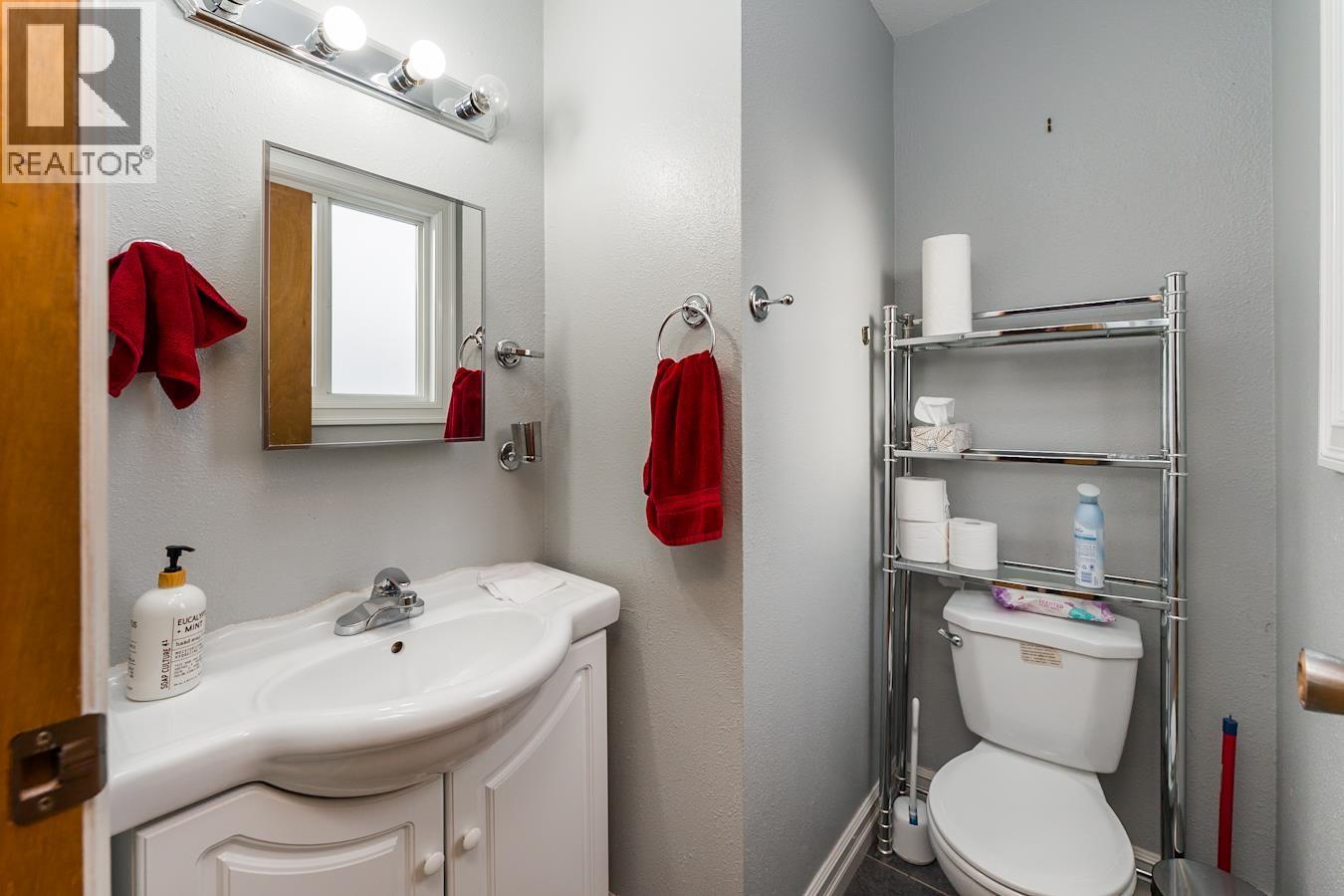 392 GREEN PLACE, Prince George