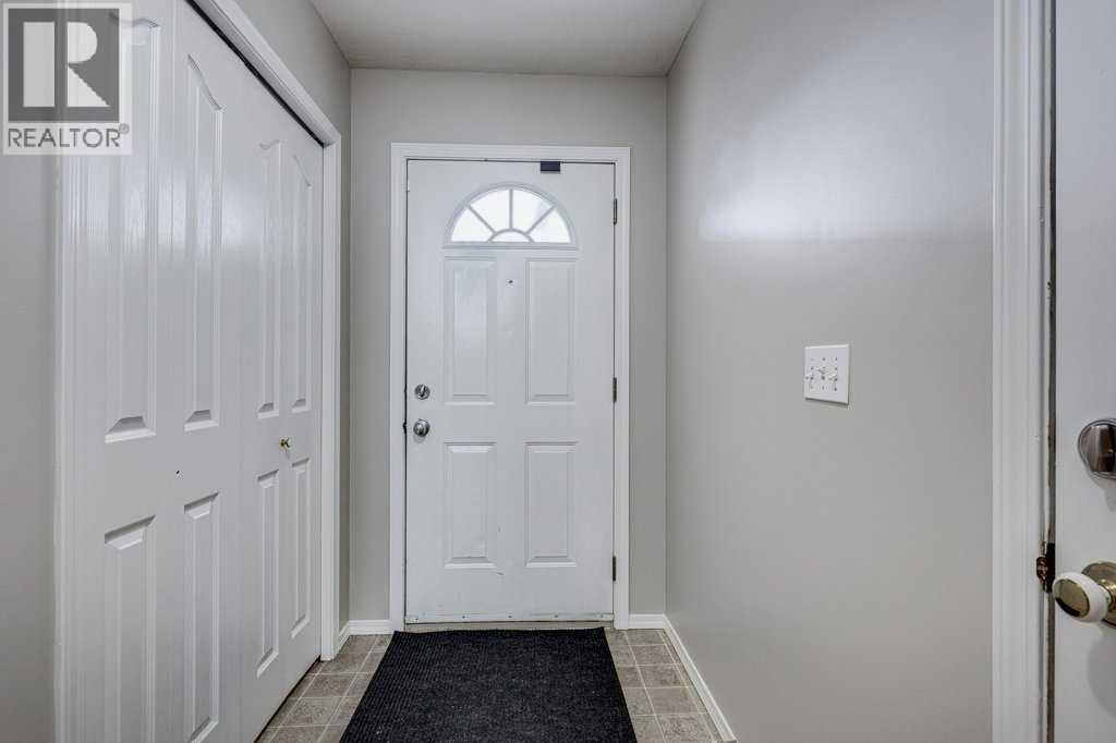 15 Kerry Wood Mews, Red Deer