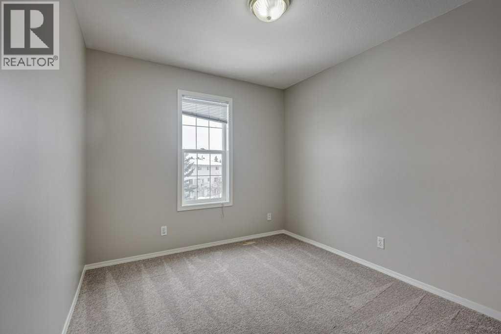 15 Kerry Wood Mews, Red Deer