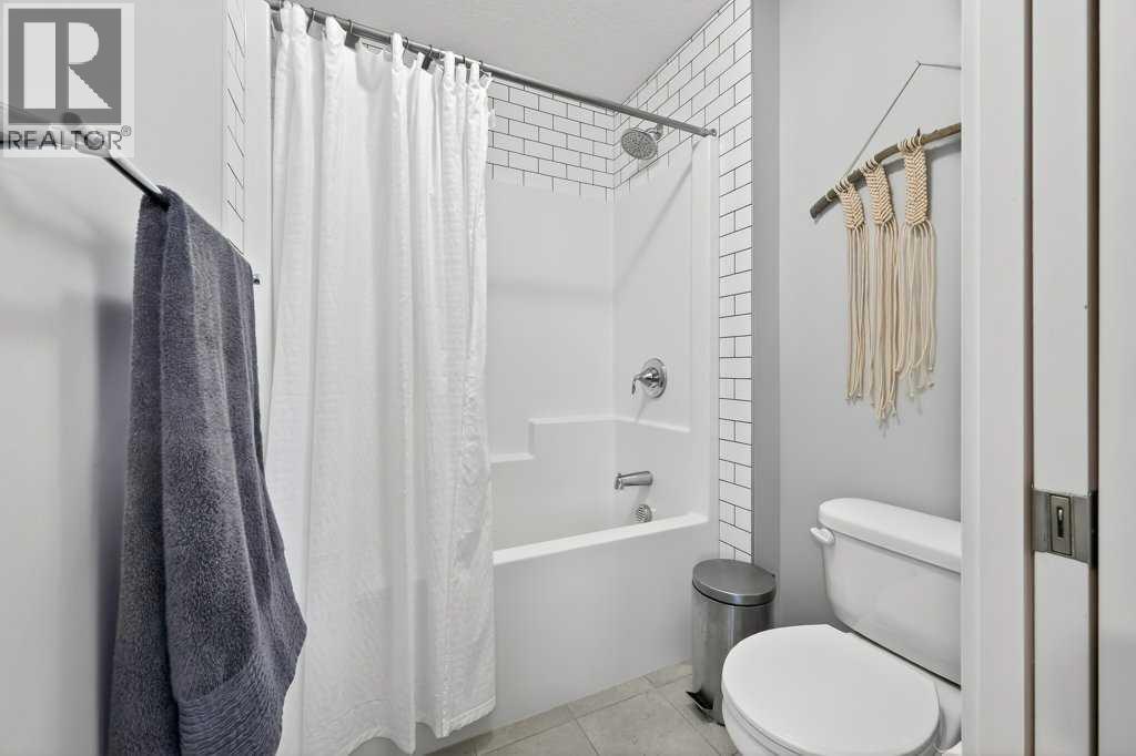 92 Fireside Crescent, Cochrane