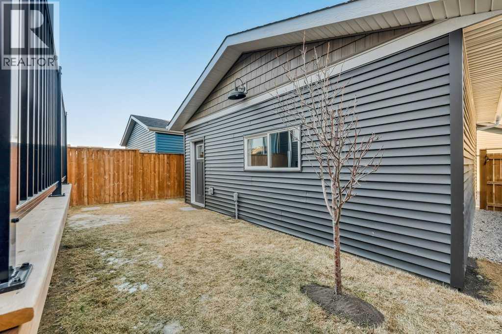 92 Fireside Crescent, Cochrane