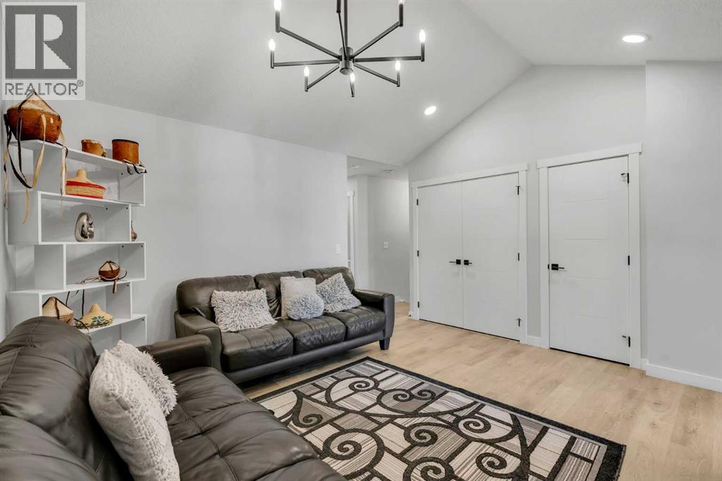 Single Family House for Sale in  Carringsby Avenue NW Carrington Calgary 