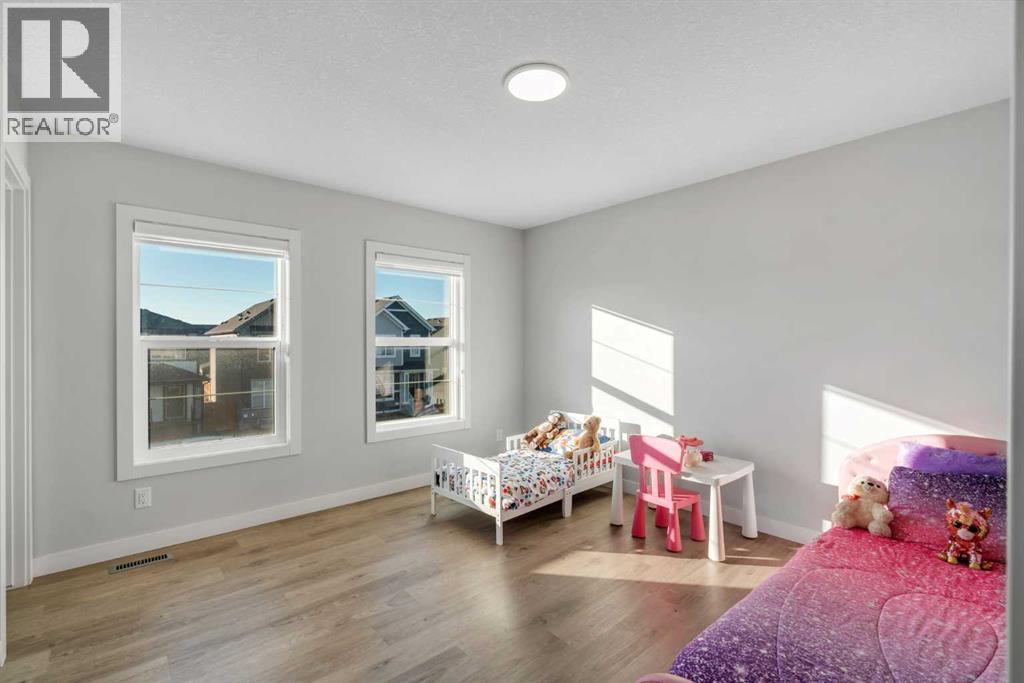 Single Family House for Sale in  Carringsby Avenue NW Carrington Calgary 