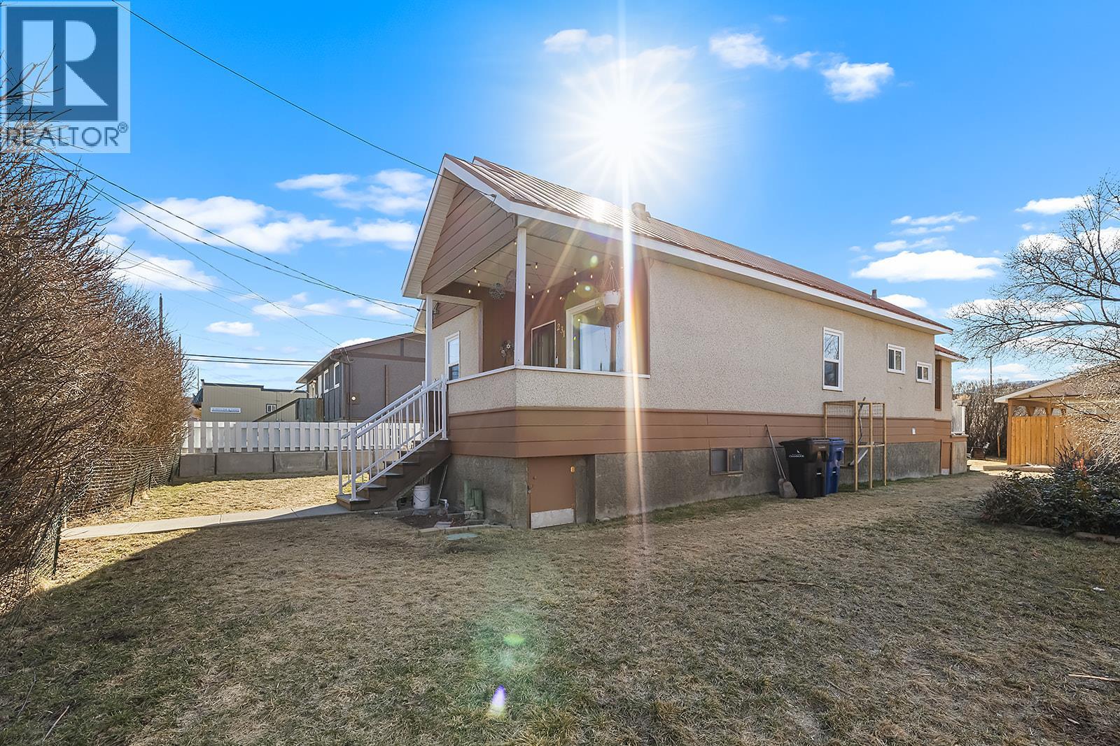 231 6th Ave S, Cranbrook