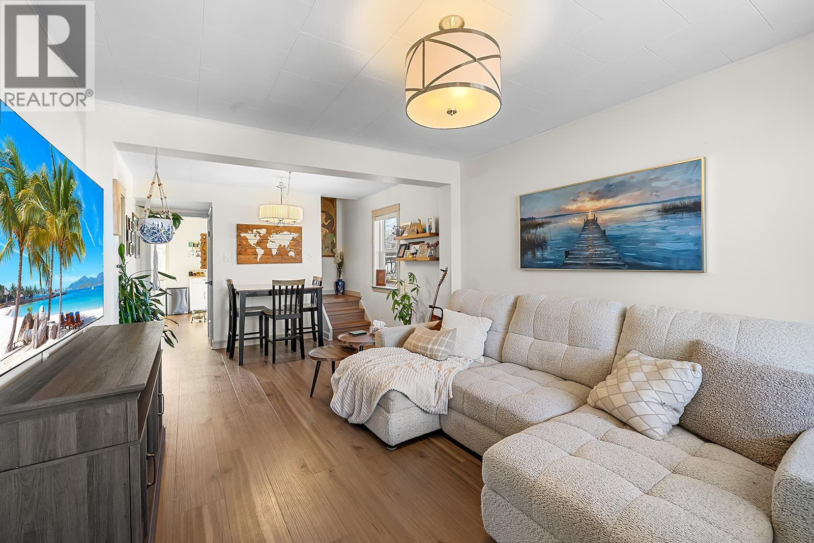 231 6th Ave S, Cranbrook