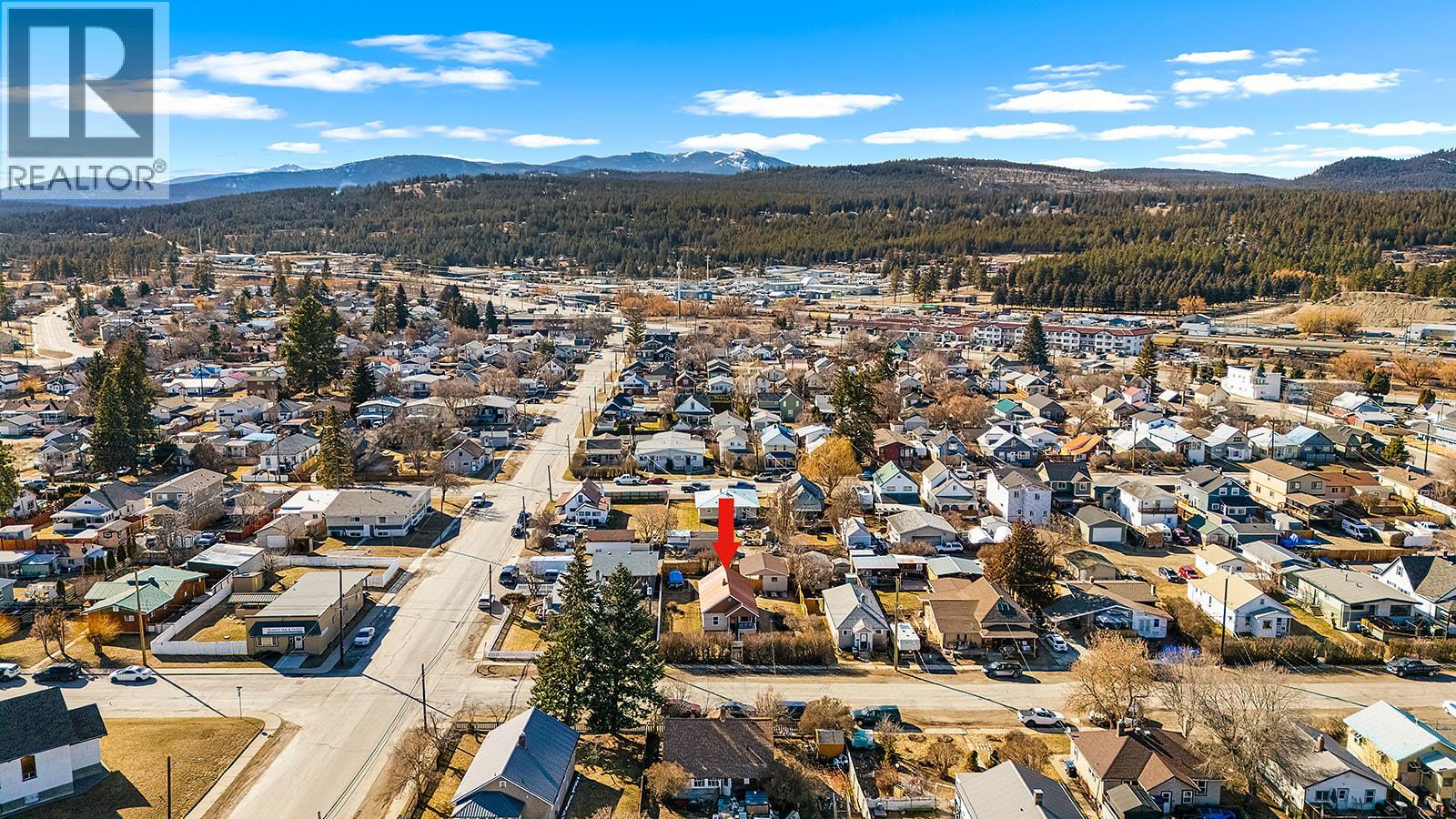 231 6th Ave S, Cranbrook