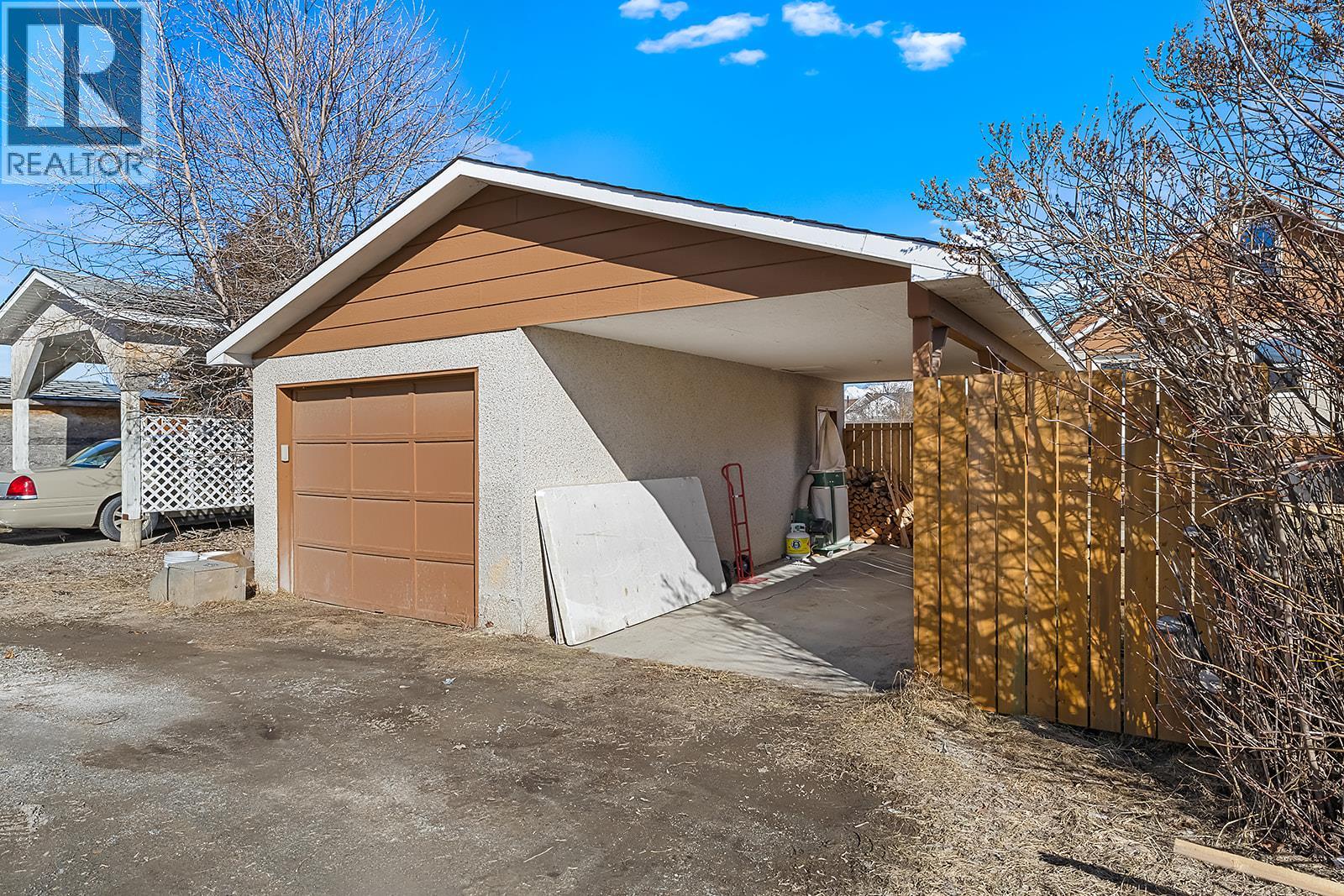 231 6th Ave S, Cranbrook