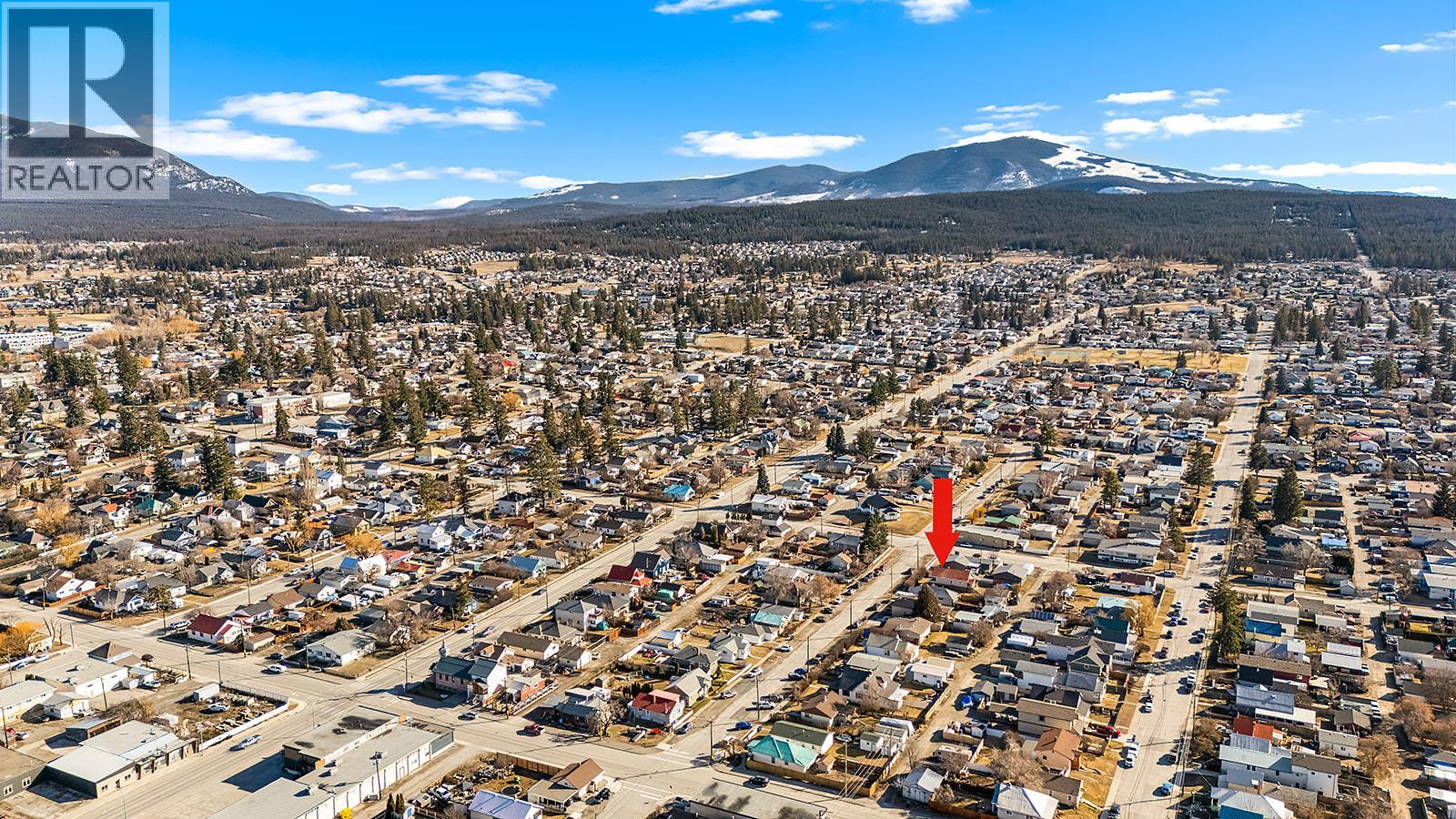 231 6th Ave S, Cranbrook