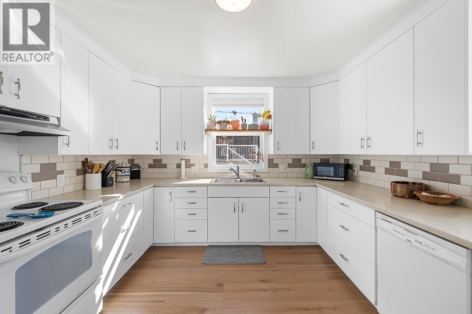 231 6th Ave S, Cranbrook