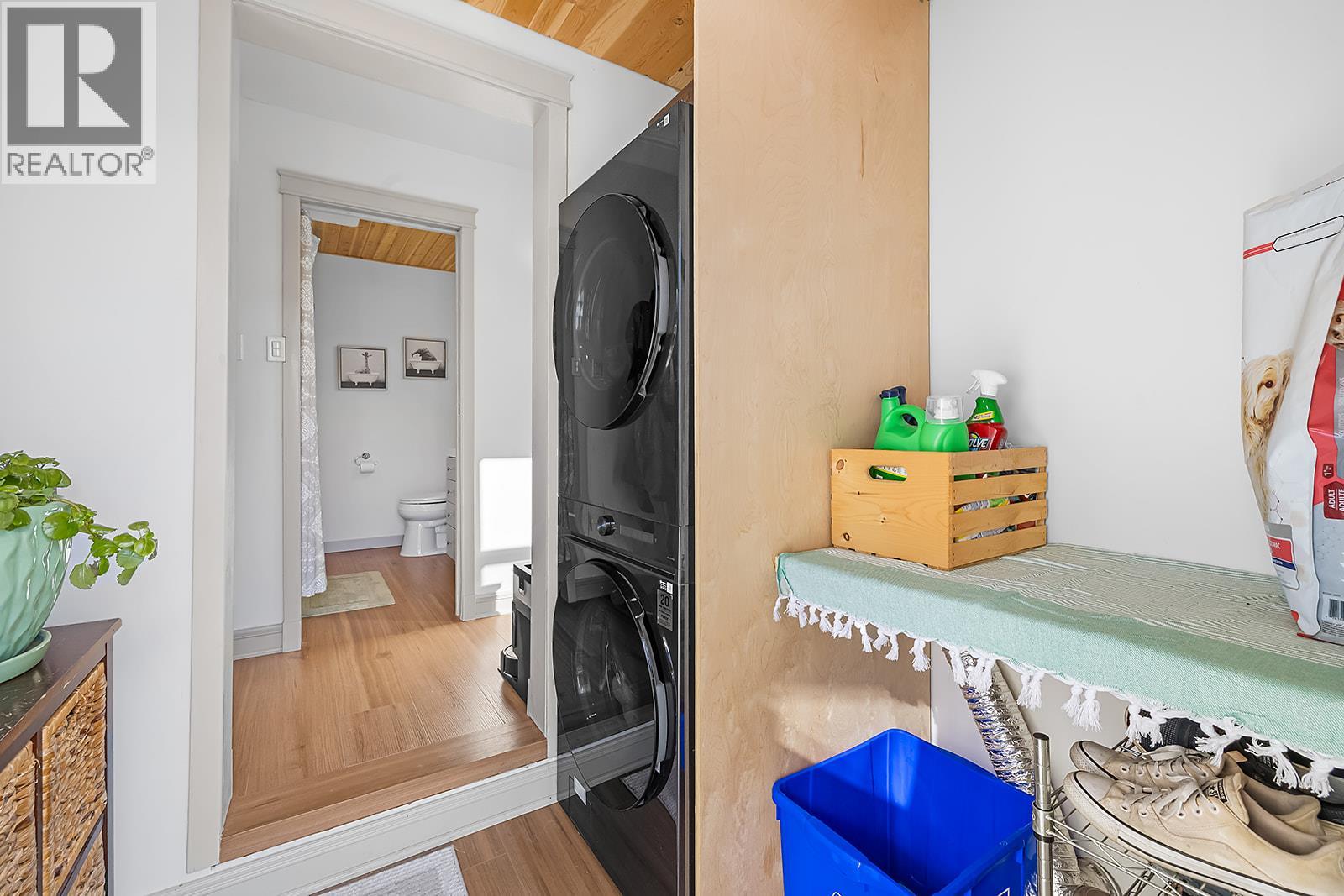 231 6th Ave S, Cranbrook