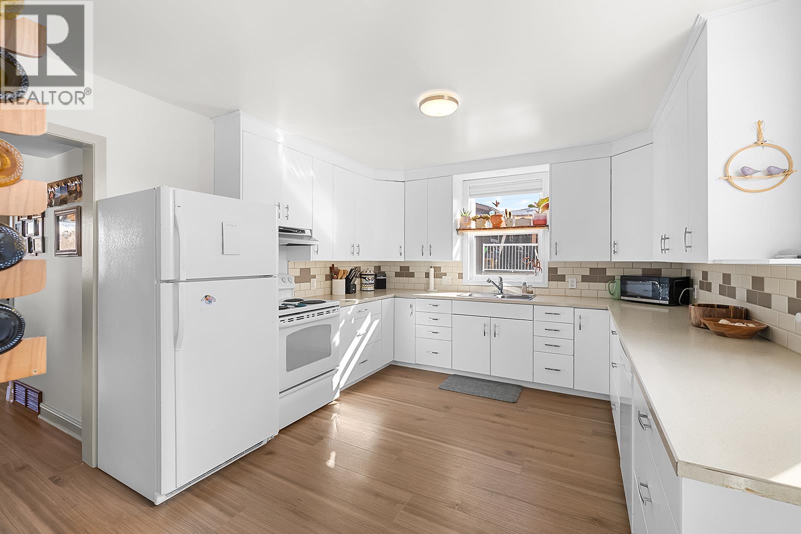 231 6th Ave S, Cranbrook