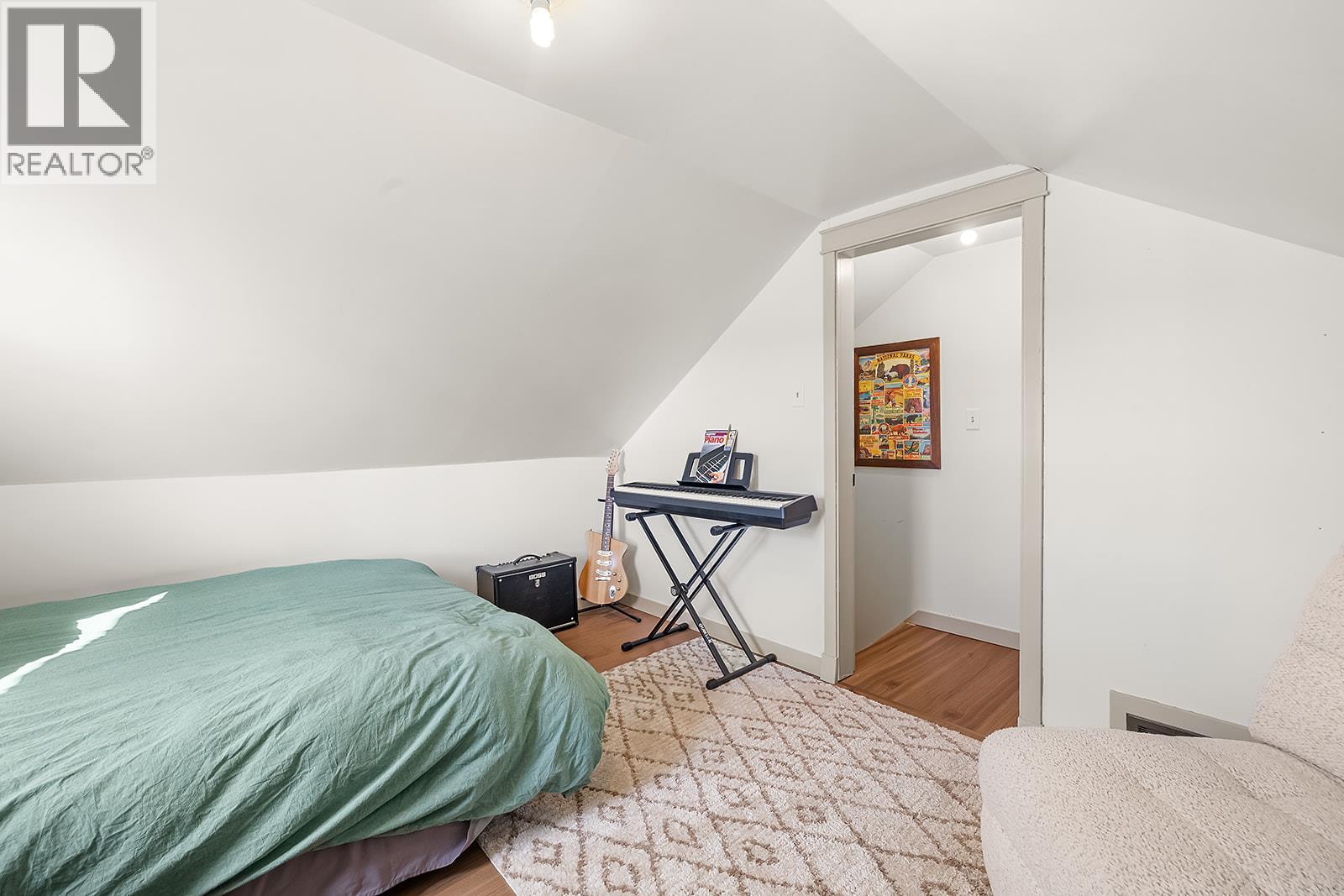 231 6th Ave S, Cranbrook