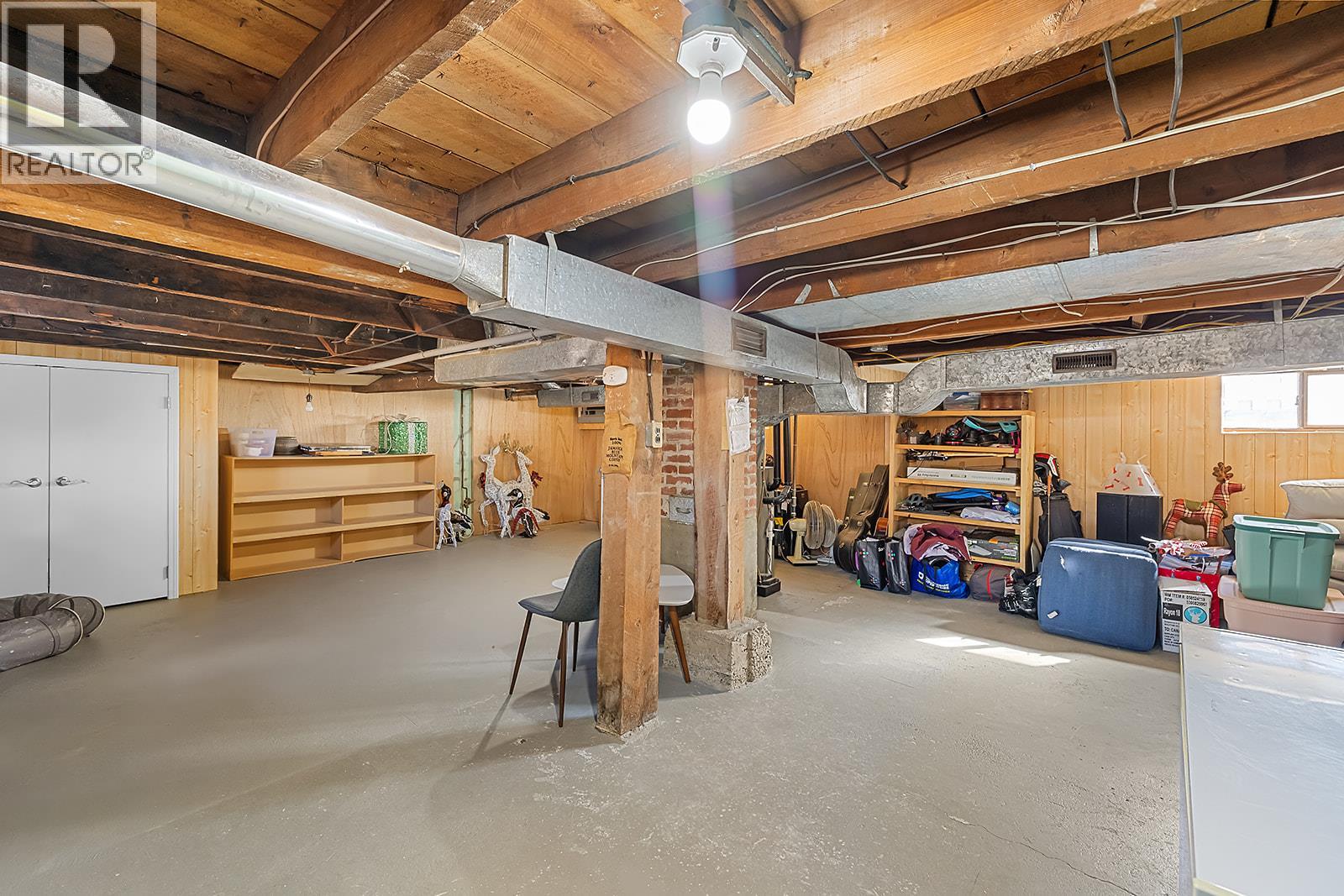 231 6th Ave S, Cranbrook