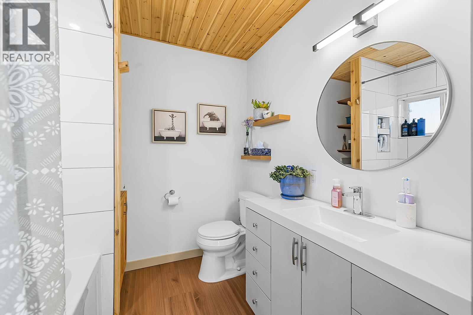 231 6th Ave S, Cranbrook