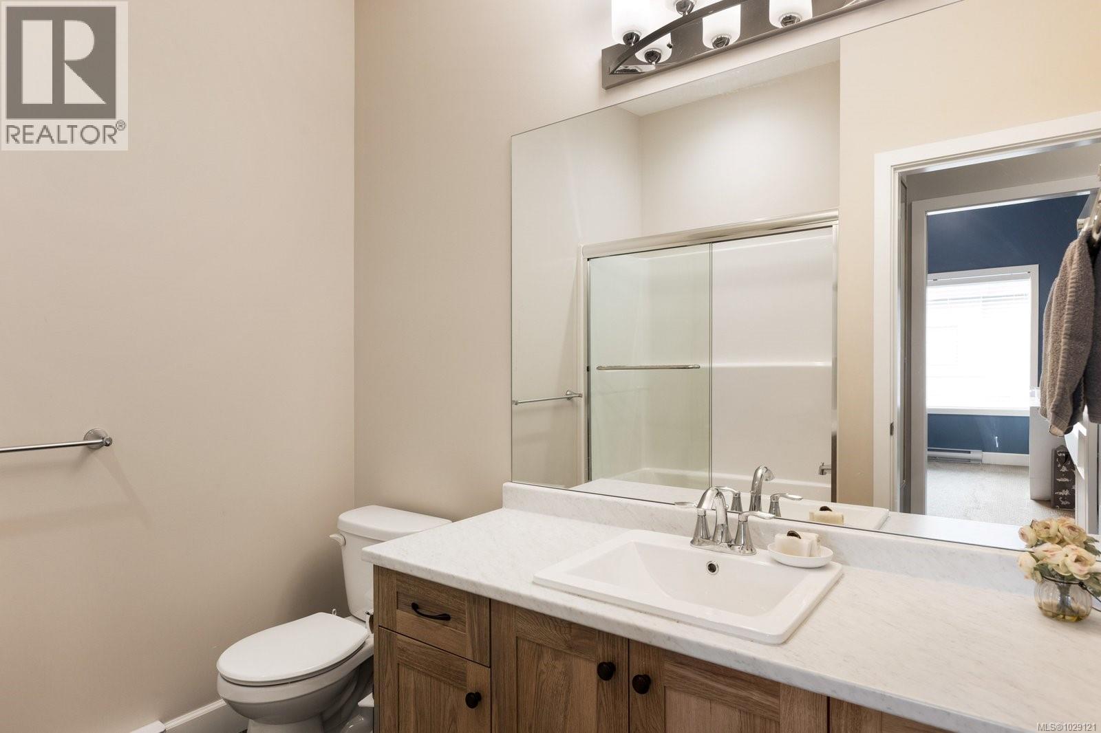 504 3351 Luxton Road, Langford