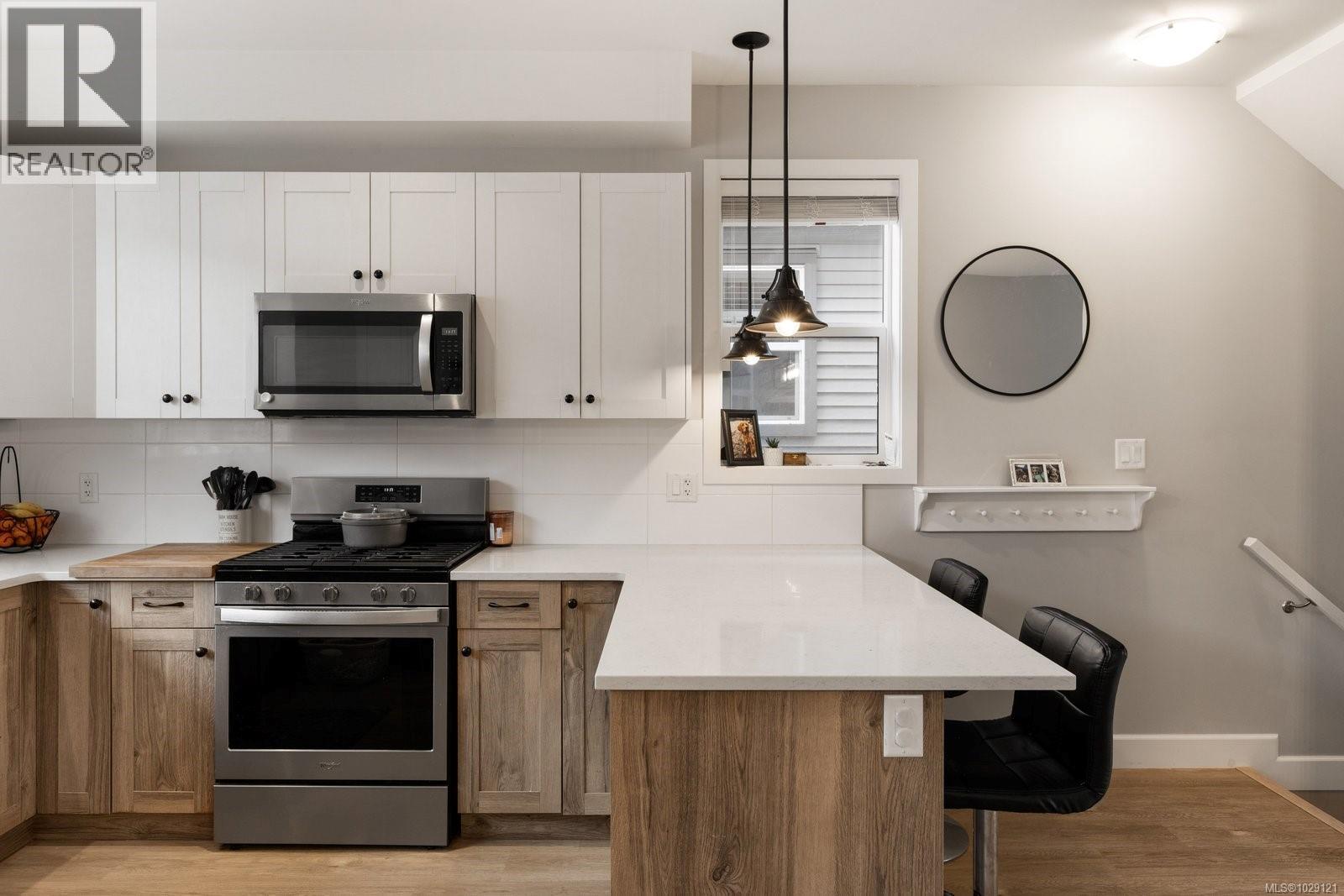 504 3351 Luxton Road, Langford