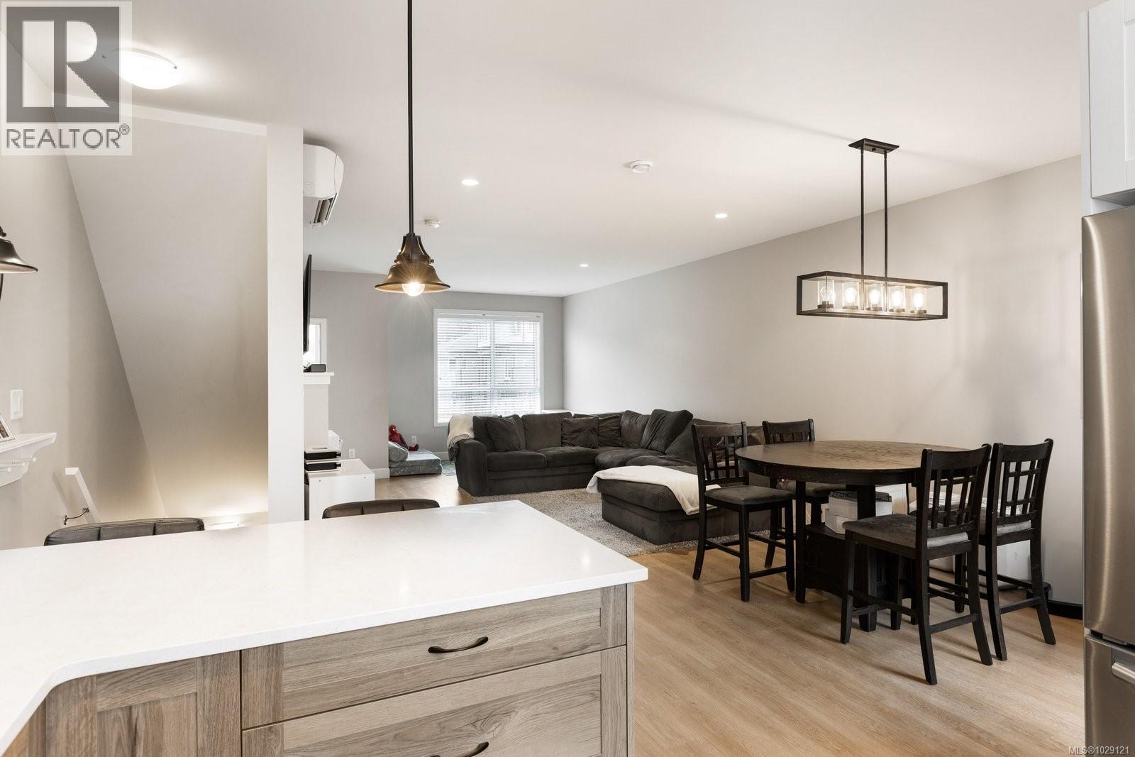 504 3351 Luxton Road, Langford