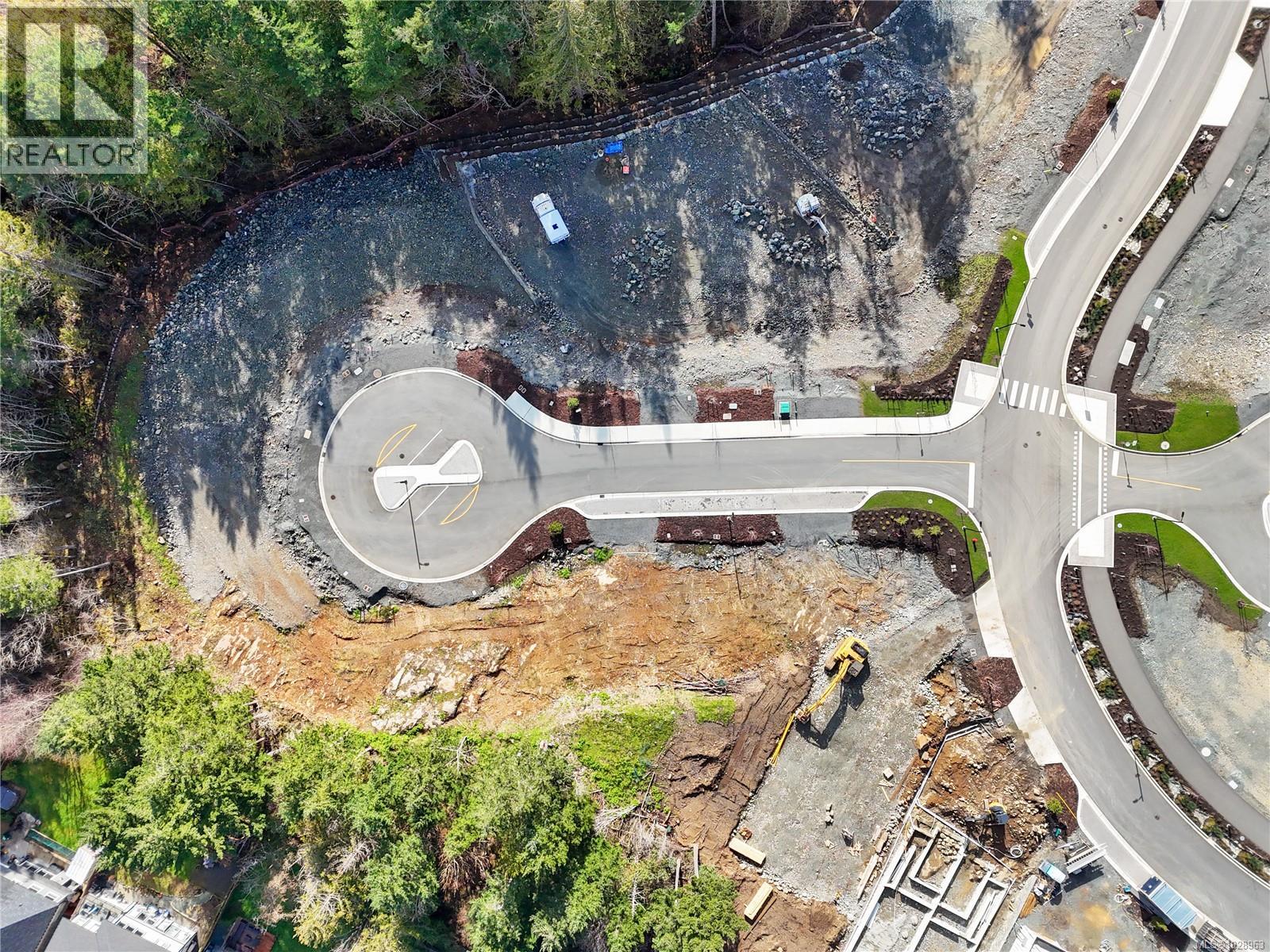  715 Athletes Ridge, Langford