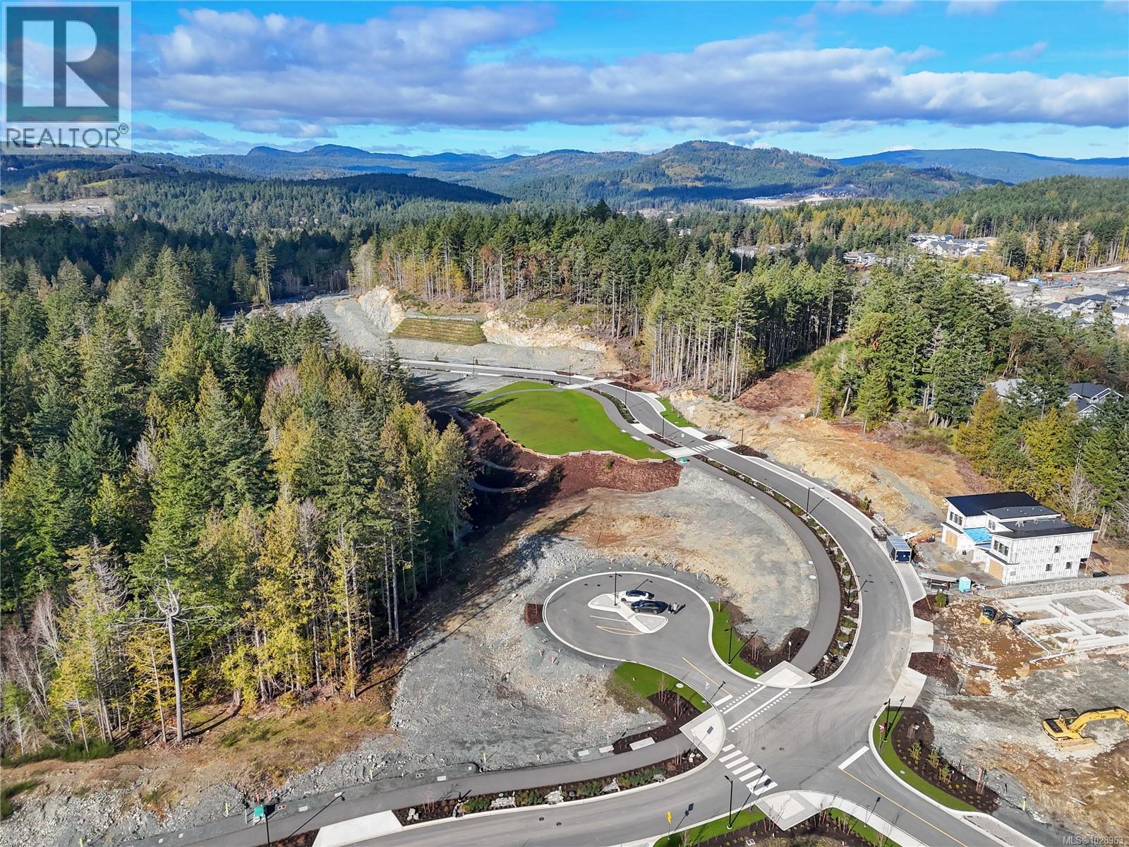  715 Athletes Ridge, Langford