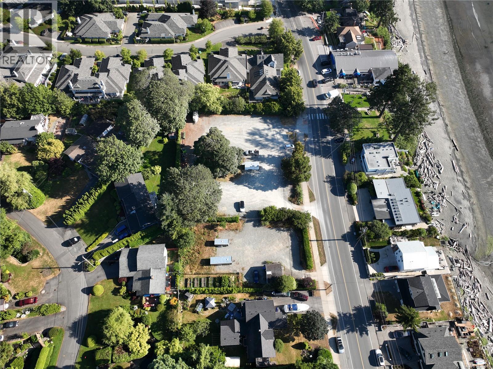 5090 CORDOVA BAY RD - 8