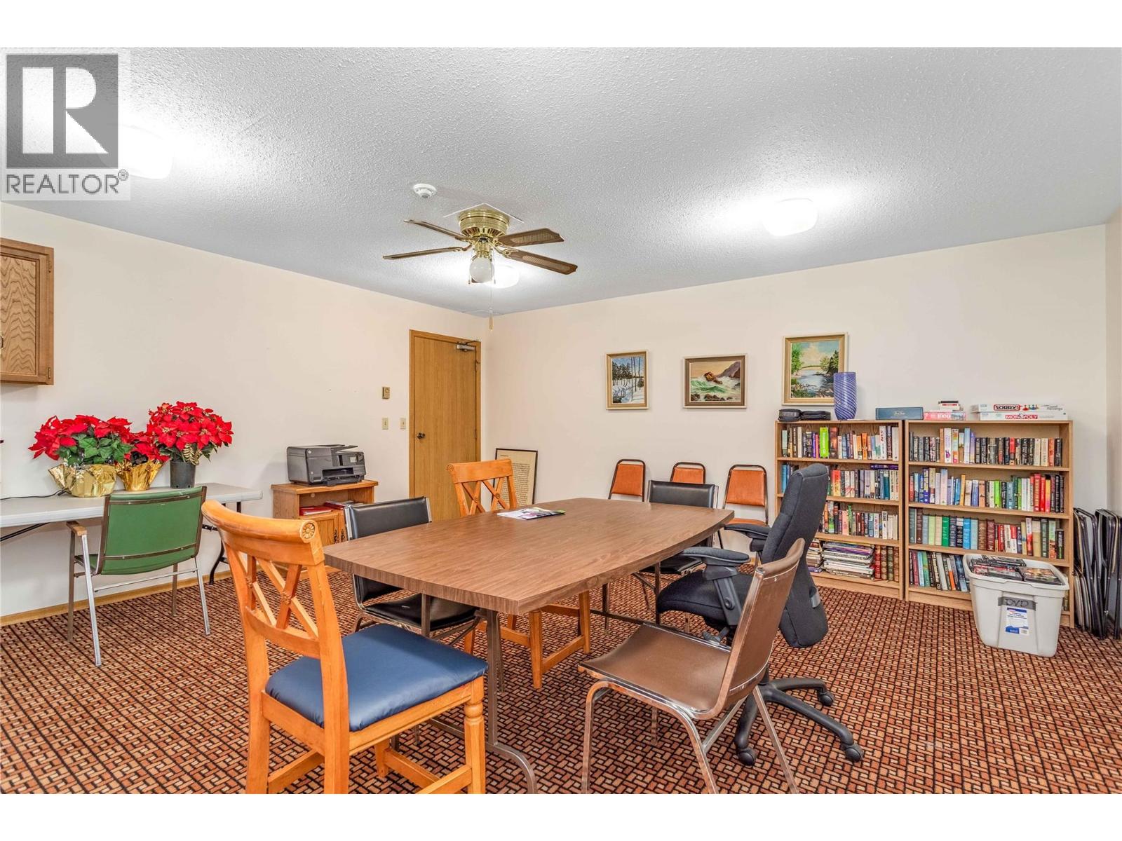 #305 1075 Bernard Avenue - 34