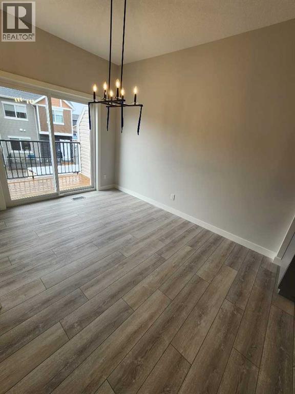 Single Family House for Sale in  Tuscany Summit Square NW Tuscany Calgary 