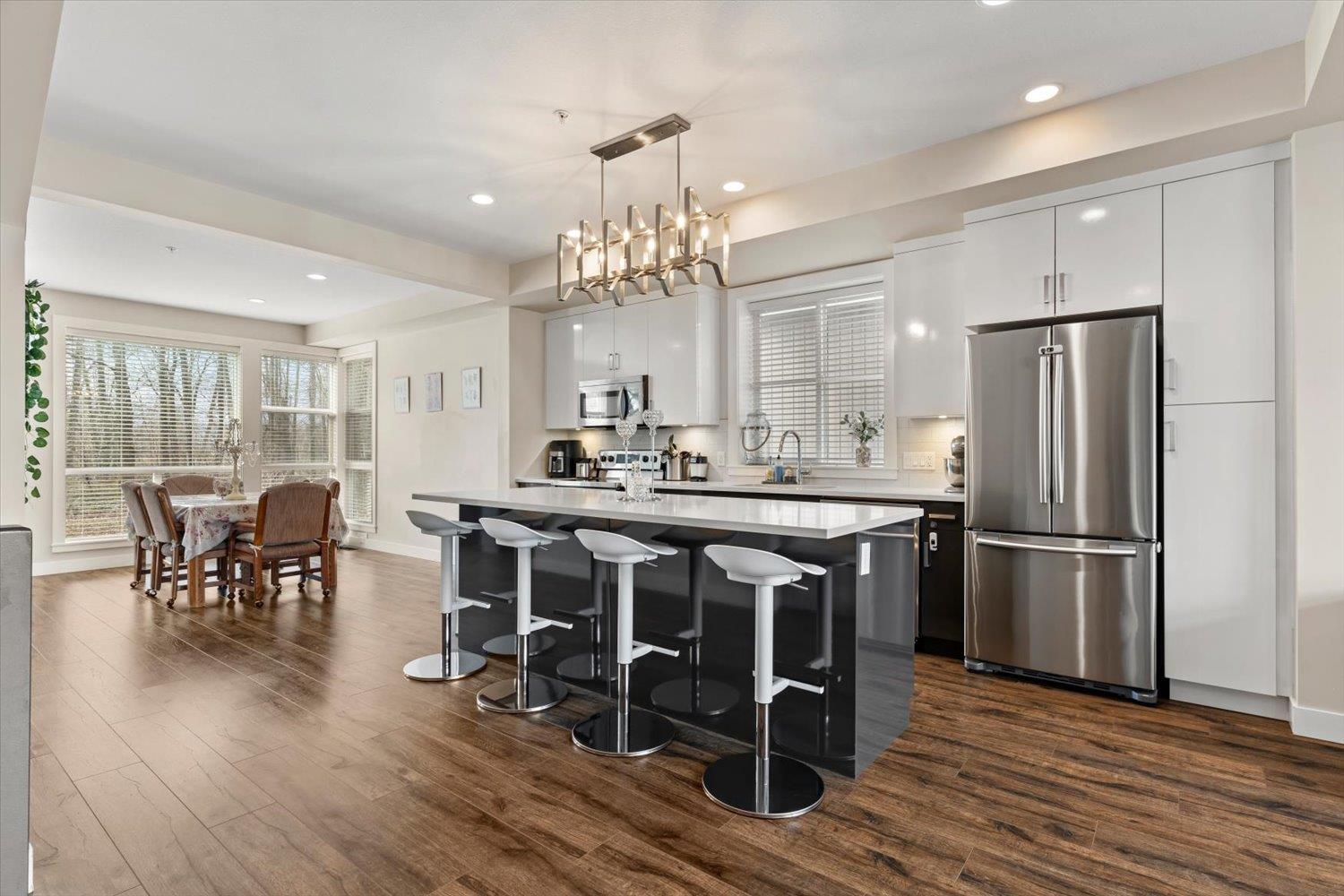 5 8413 MIDTOWN WAY, Chilliwack Proper South, Chilliwack